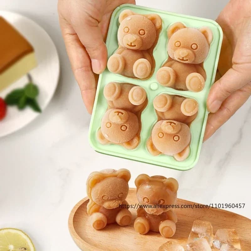 Karu jääplokivorm lehtriga